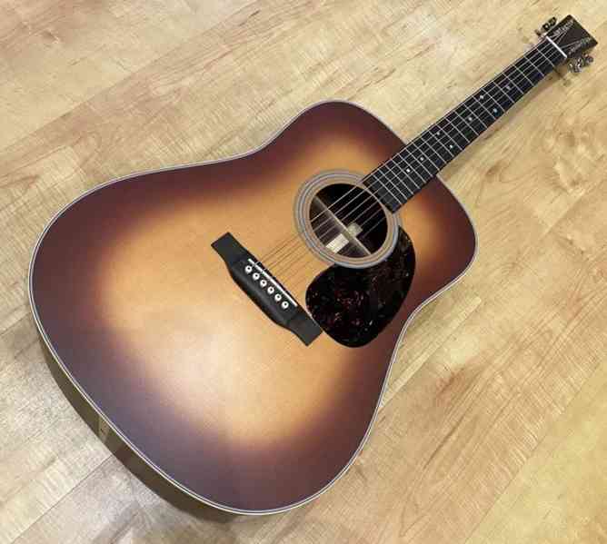 Martin Standard Series D-28 Acoustic Guitar - foto 2