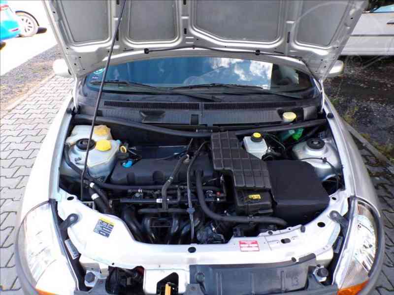Ford Ka 1,3 i KLIMATIZACE-HNED ODJÍŽDÍTE - foto 12