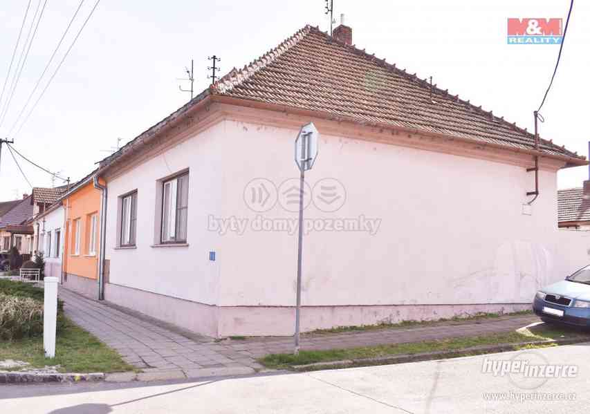 Prodej rodinného domu, 213 m?, Charvatská Nová Ves - foto 1
