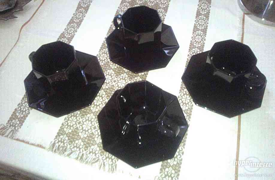 Porcelánové šálky / francouzský černý porcelán - foto 1