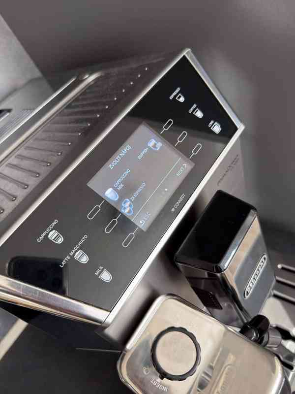 Automatický kávovar De'Longhi PrimaDonna 550.75.MS stříbrný - foto 5