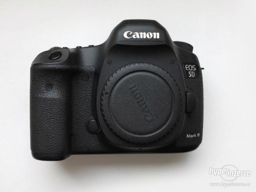 Canon 5D Mk III (+ čočky a příslušenství) - foto 1