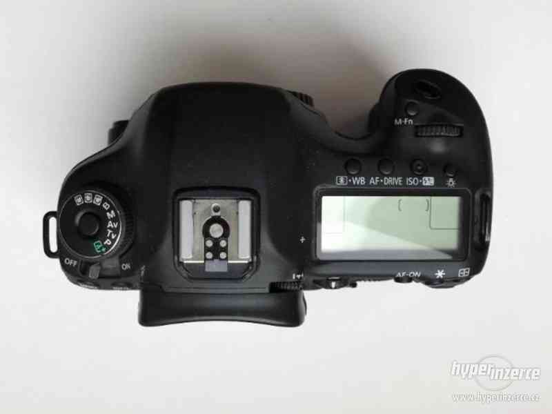 Canon 5D Mk III (+ čočky a příslušenství) - foto 2