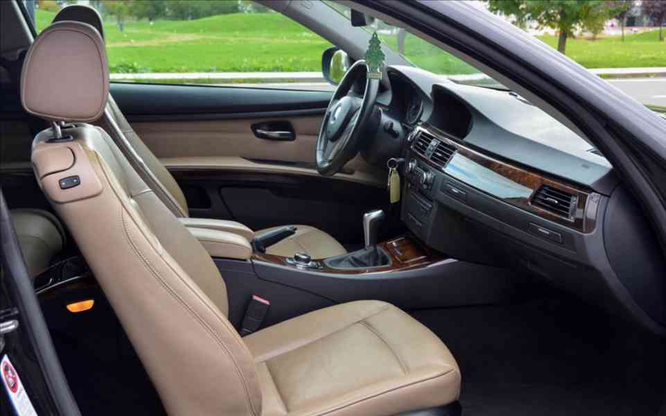 BMW Řada 3 2,0 - foto 4