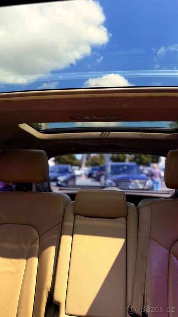 Audi Q7 3,0   quattro, 7 míst, automat, 2006 - foto 17