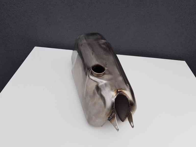 Jawa 50 pionýr, babetta, MUSTANG - NEREZOVÁ nádrž 5,5 - 6l - foto 10