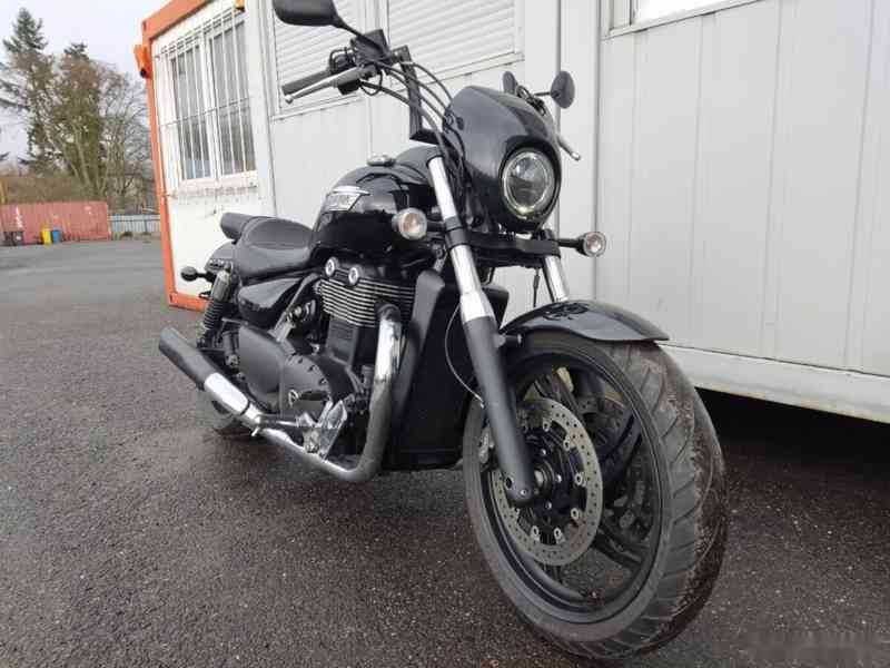 Triumph Thunderbird Storm 1700 - foto 1