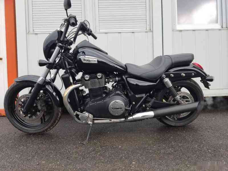 Triumph Thunderbird Storm 1700 - foto 2