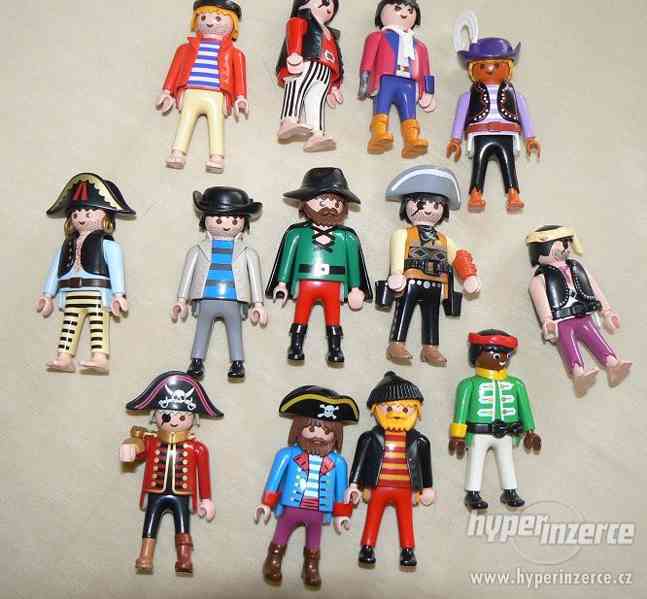 Prodám Playmobil -piráti, stavba,policie,doktoři, - foto 2