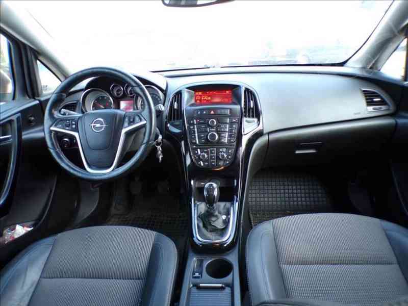 Opel Astra 1,6 CDTI - foto 5