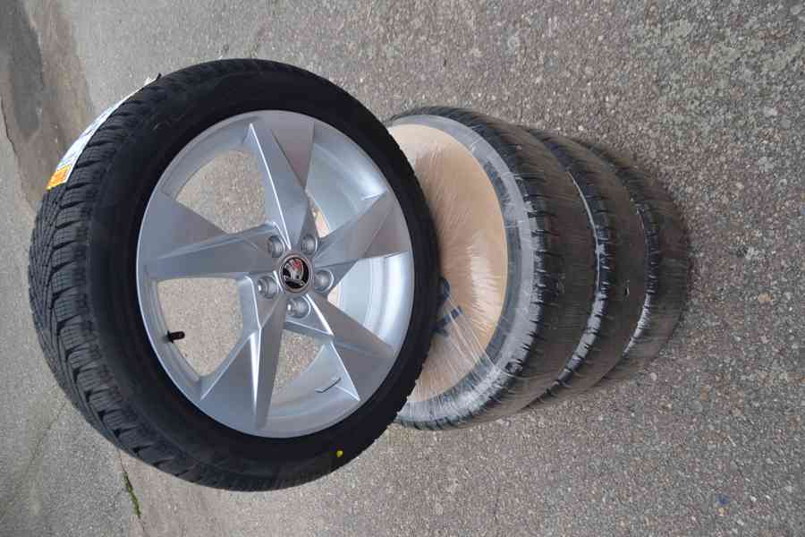 Zimní NOVÉ ALU Š.Scala, Kamiq,VW Taigo 205/50R17 Pirelli   - foto 18