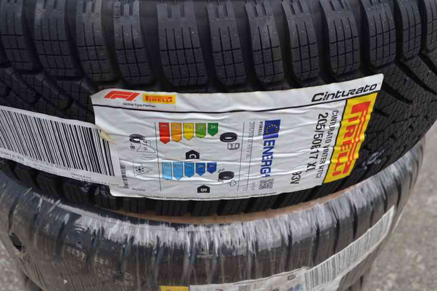 Zimní NOVÉ ALU Š.Scala, Kamiq,VW Taigo 205/50R17 Pirelli   - foto 5