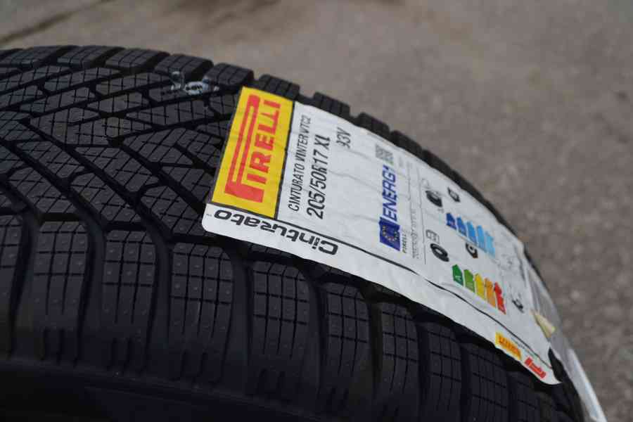 Zimní NOVÉ ALU Š.Scala, Kamiq,VW Taigo 205/50R17 Pirelli   - foto 12