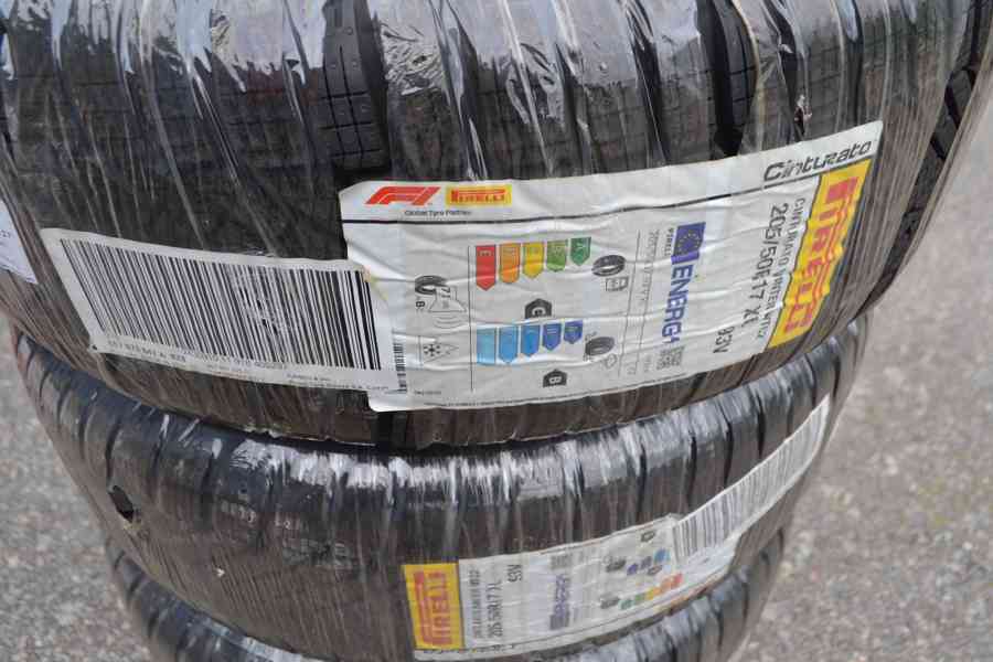 Zimní NOVÉ ALU Š.Scala, Kamiq,VW Taigo 205/50R17 Pirelli   - foto 3