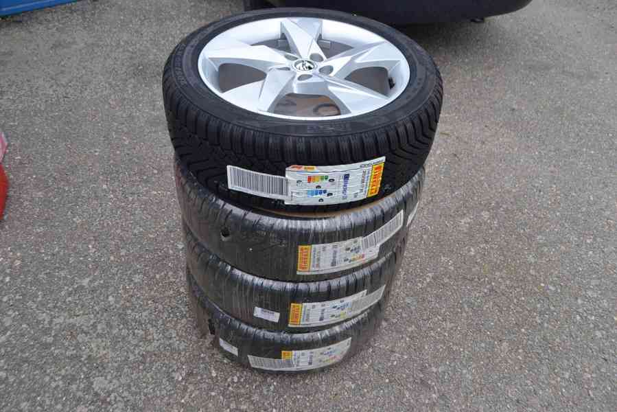 Zimní NOVÉ ALU Š.Scala, Kamiq,VW Taigo 205/50R17 Pirelli   - foto 2