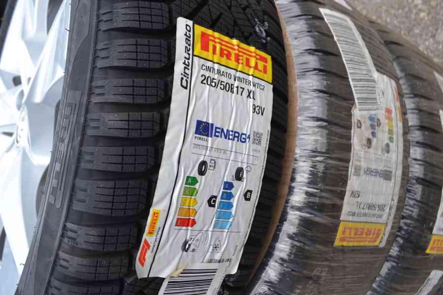 Zimní NOVÉ ALU Š.Scala, Kamiq,VW Taigo 205/50R17 Pirelli   - foto 6