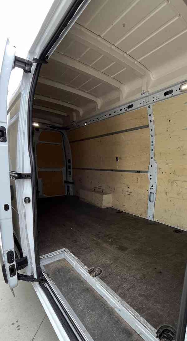 K zapůjčení dodávka Renault Master L4H3 - foto 3