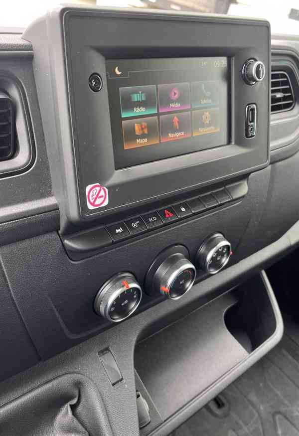 K zapůjčení dodávka Renault Master L4H3 - foto 7