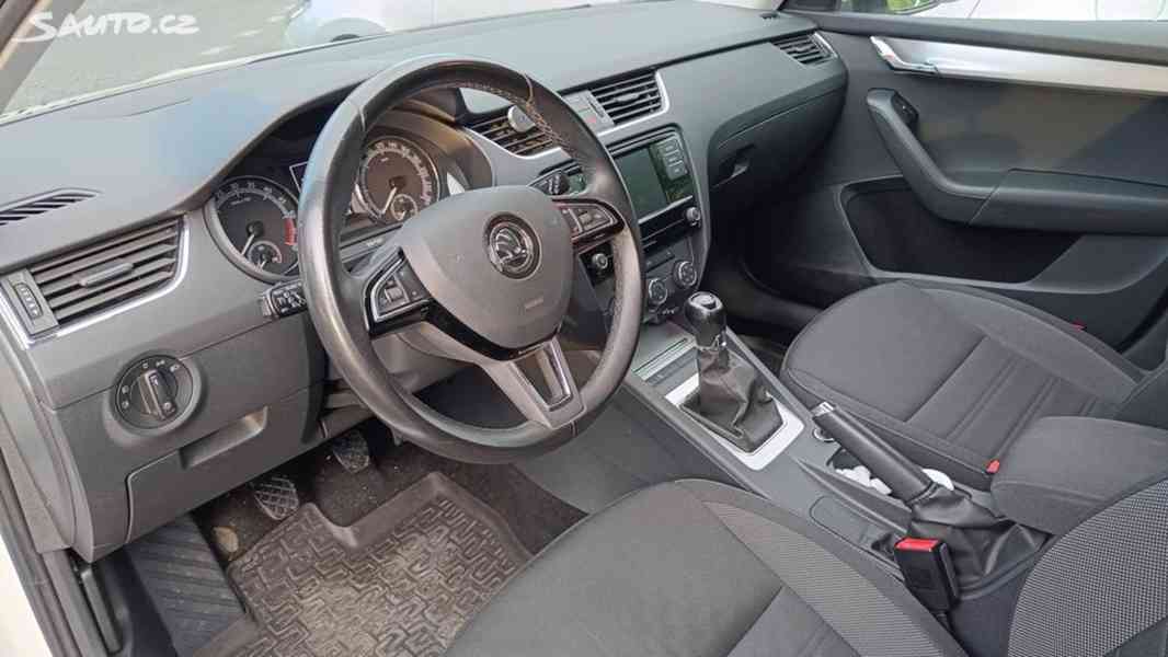 Škoda Octavia, 2.0 TDi 110 kW Ambition Combi - foto 3