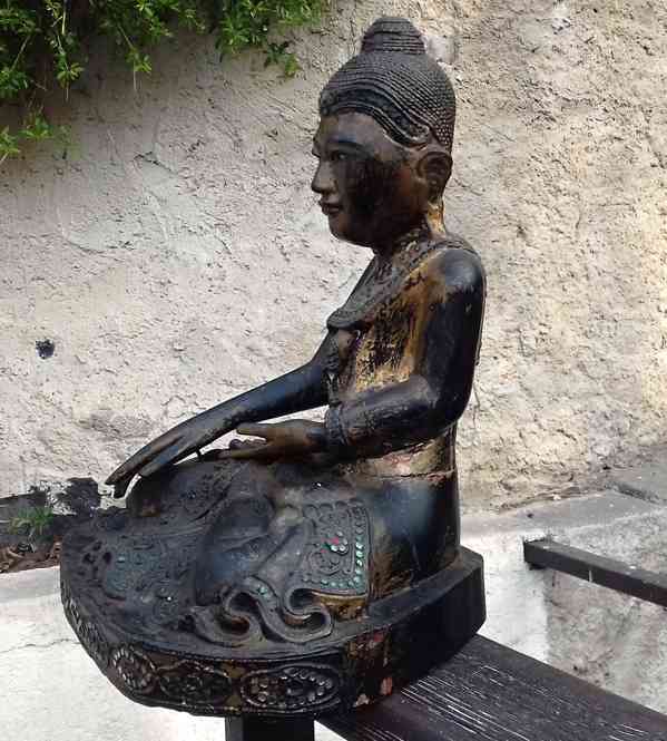 Buddha dřevěný starožitný  - foto 2