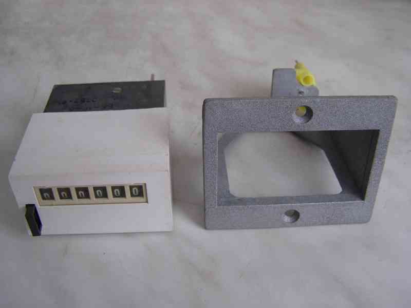 Elektromechanické počítadlo 24V DC - foto 2