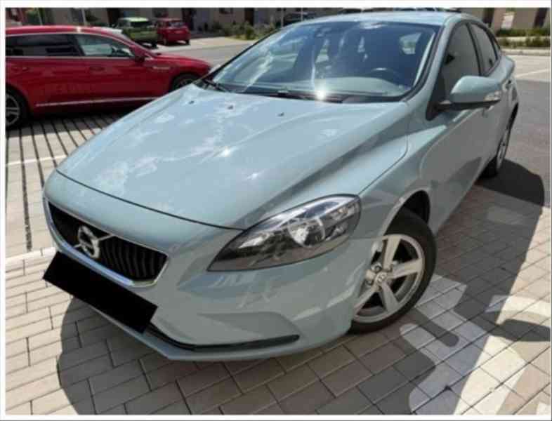 Volvo V40 - foto 1
