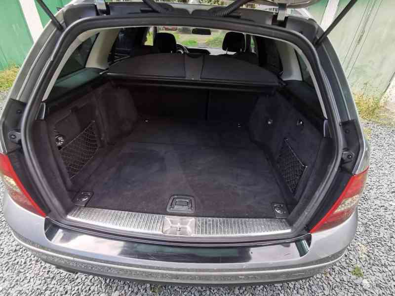 Mercedes-Benz Třídy C w204 kombi 2012 - foto 17