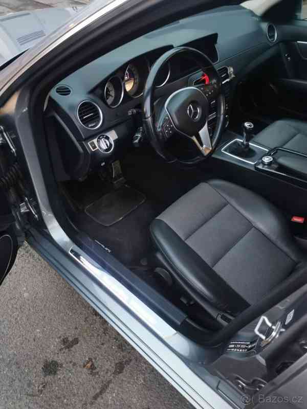 Mercedes-Benz Třídy C w204 kombi 2012 - foto 12