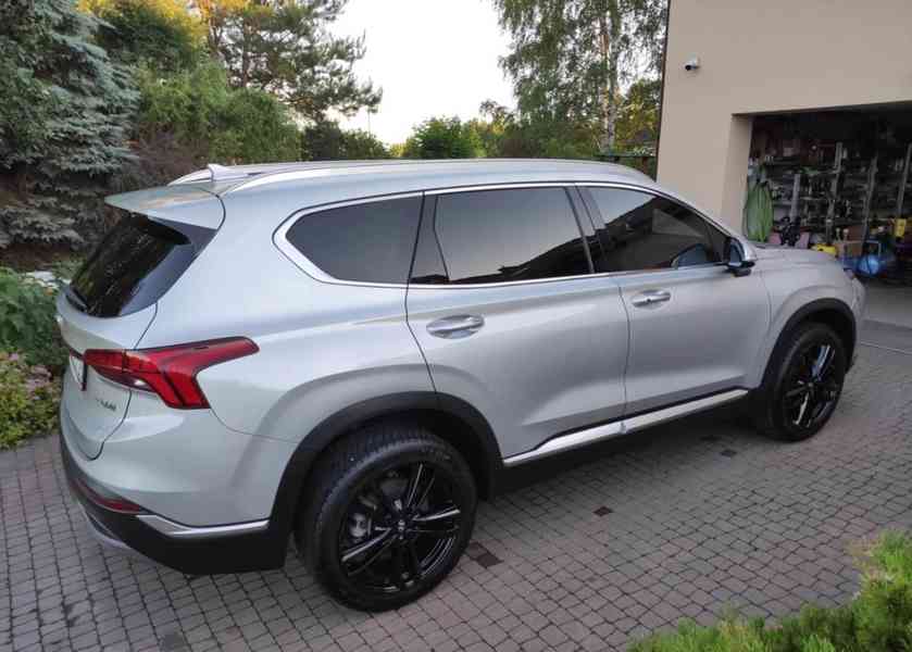 🌟 Luxusní Hyundai Santa Fe 2023 Hybrid | AWD | Téměř nové a - foto 6