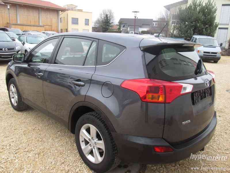 Toyota RAV 4 Life benzin - foto 10