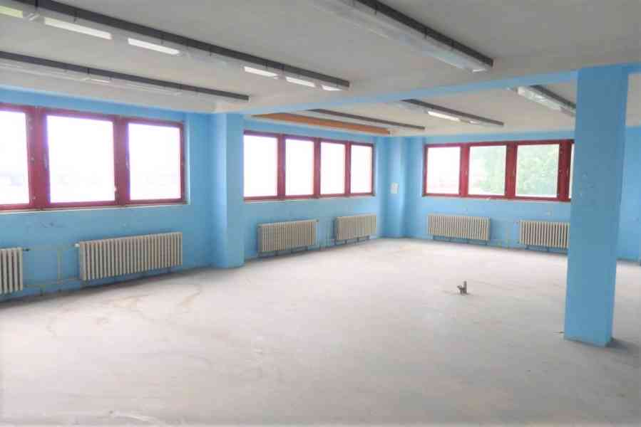 Nájem opravárenských či montážních prostor, 1060 m2,  LOUNY  - foto 2