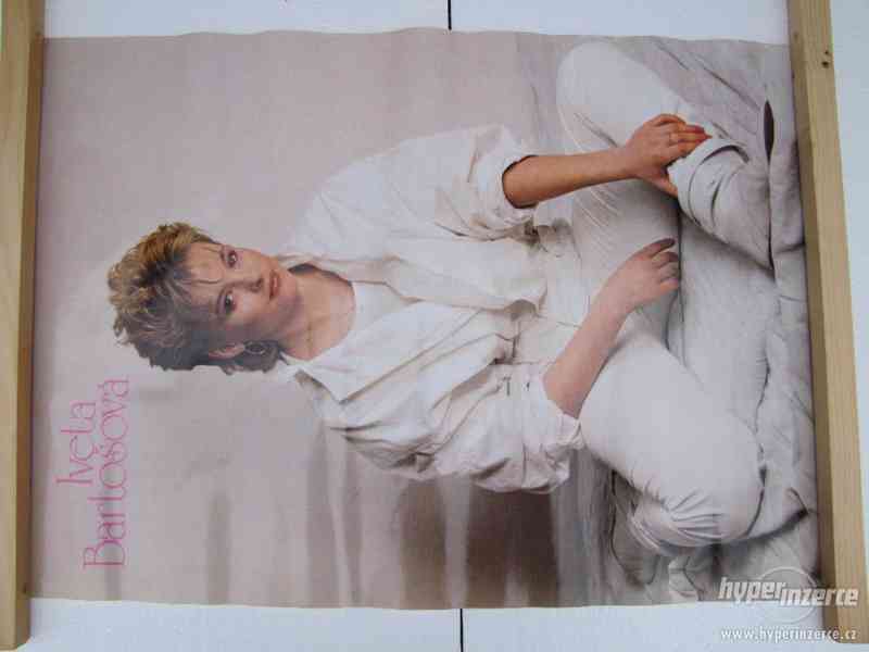 Plakáty zpěváků 70--80. let - foto 8