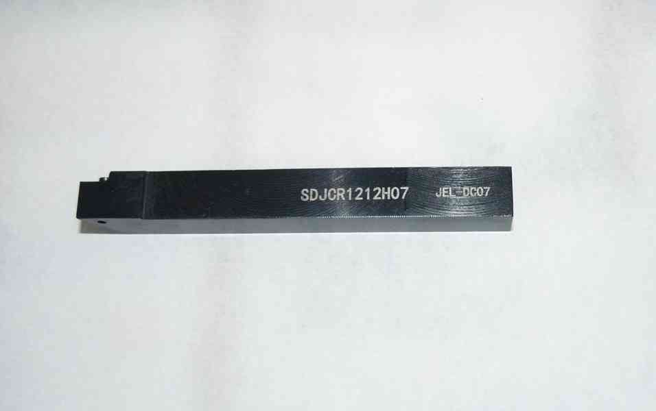 Soustružnický nůž SDJCR1212H07 na vnější soustružení - NOVÝ - foto 4