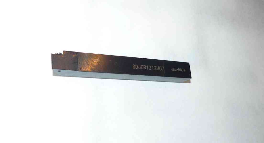 Soustružnický nůž SDJCR1212H07 na vnější soustružení - NOVÝ - foto 1
