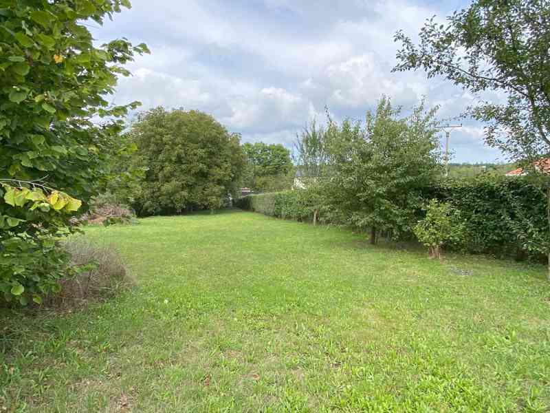 Prodej stavebního pozemku 1.251 m² Všedobrovice (Štiřín), IS - foto 4