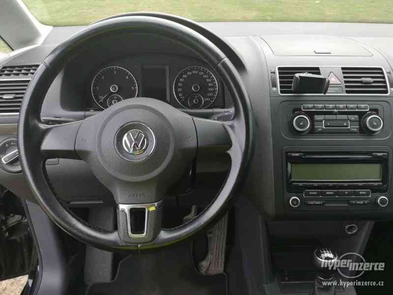 Volkswagen Touran - foto 6
