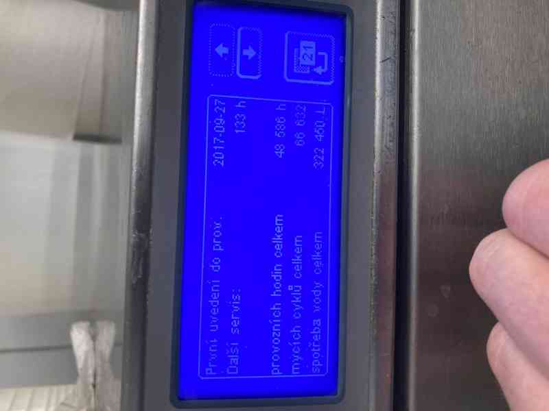 Myčka na nádobí a podnosy - foto 9