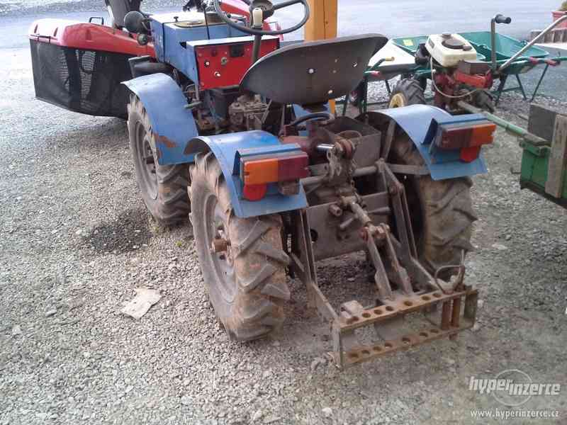 T4k12 malotraktor 4x4 tekáčko - foto 2