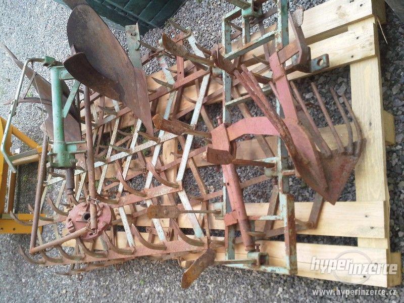 T4k12 malotraktor 4x4 tekáčko - foto 3