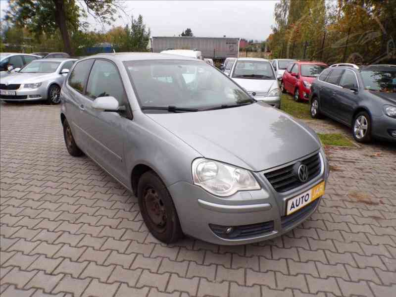 Volkswagen Polo 1,4 16V TEMPOMAT - foto 1