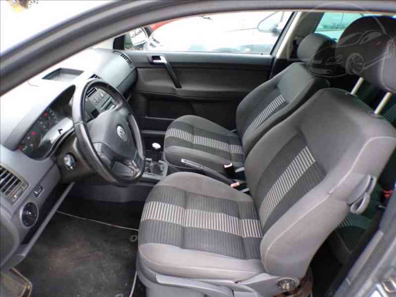 Volkswagen Polo 1,4 16V TEMPOMAT - foto 7