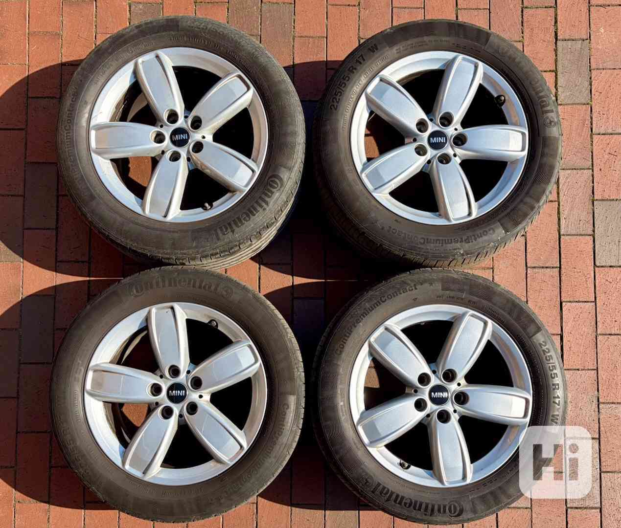 Alu kola Mini Countryman 17“, letní pneu - foto 1