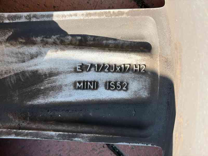Alu kola Mini Countryman 17“, letní pneu - foto 10