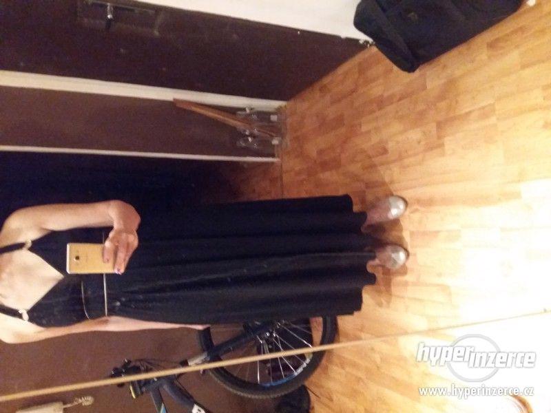 luxusní černé značkové šaty Anlgie zn. GEORGE - foto 1