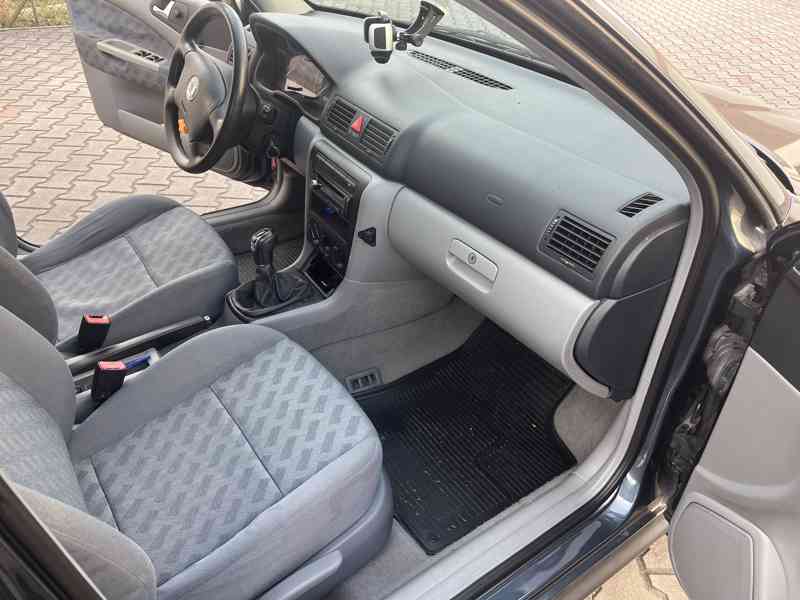 Škoda Octavia, 1.8 T 110kW - foto 5