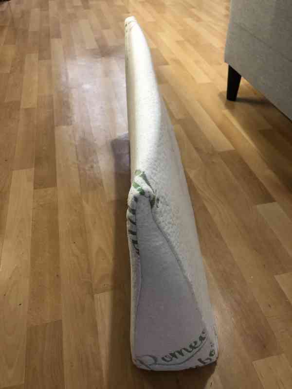 Romeo Klínový podhlavník MEMORY BAMBOO 80x40x15 - foto 3