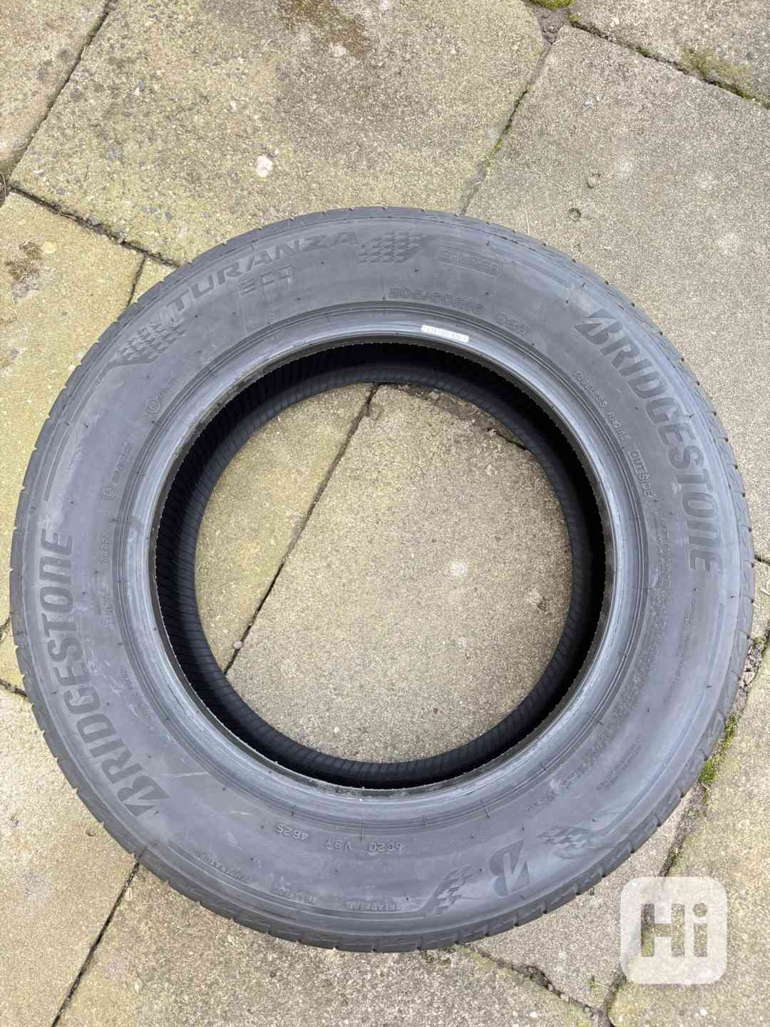 Bridgestone 205/60 R16 – nejeté, sundané z nového vozu - foto 1