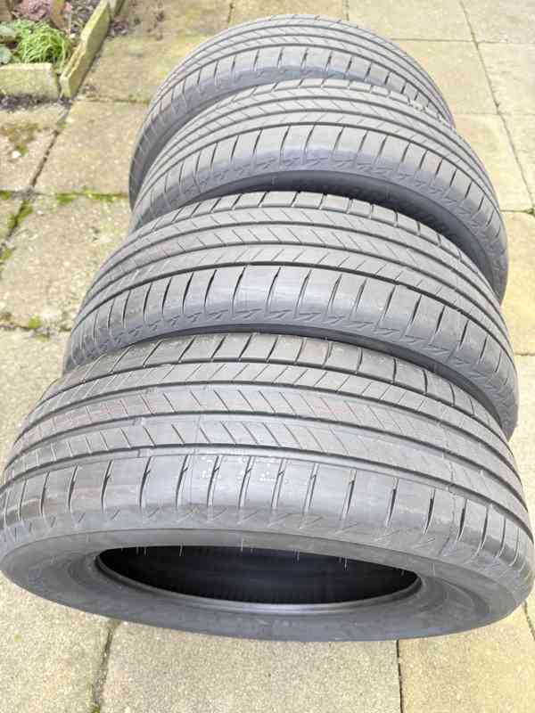 Bridgestone 205/60 R16 – nejeté, sundané z nového vozu - foto 4