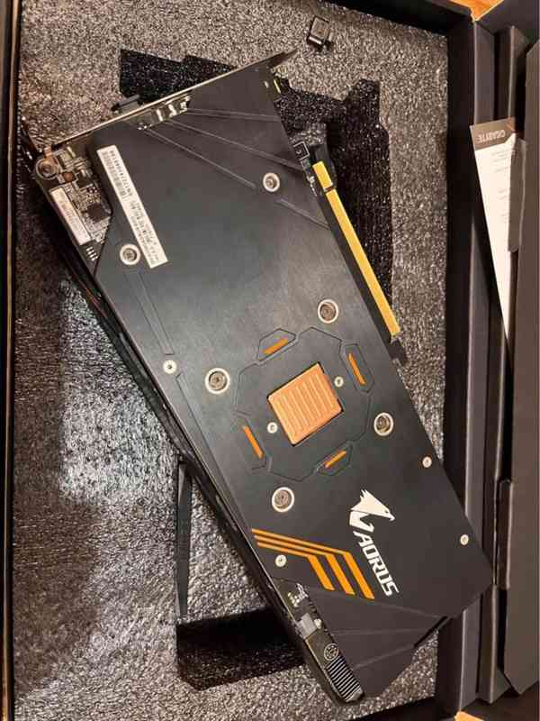 AORUS GeForce GTX 1060 6GB - foto 2
