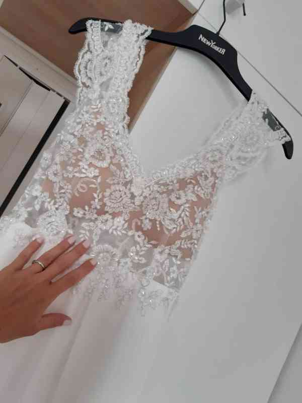 svatební šaty - foto 4